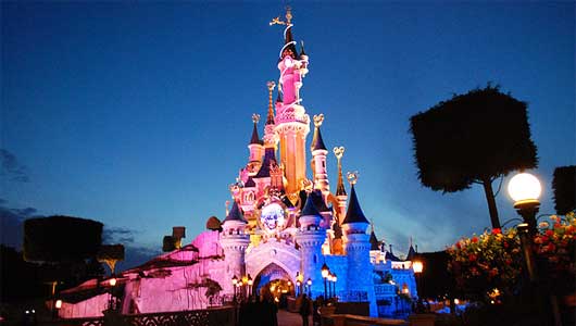 DisneylandÂ® Paris un jour / un parc (en minibus)