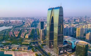 并与多所中国院校签署合作协议